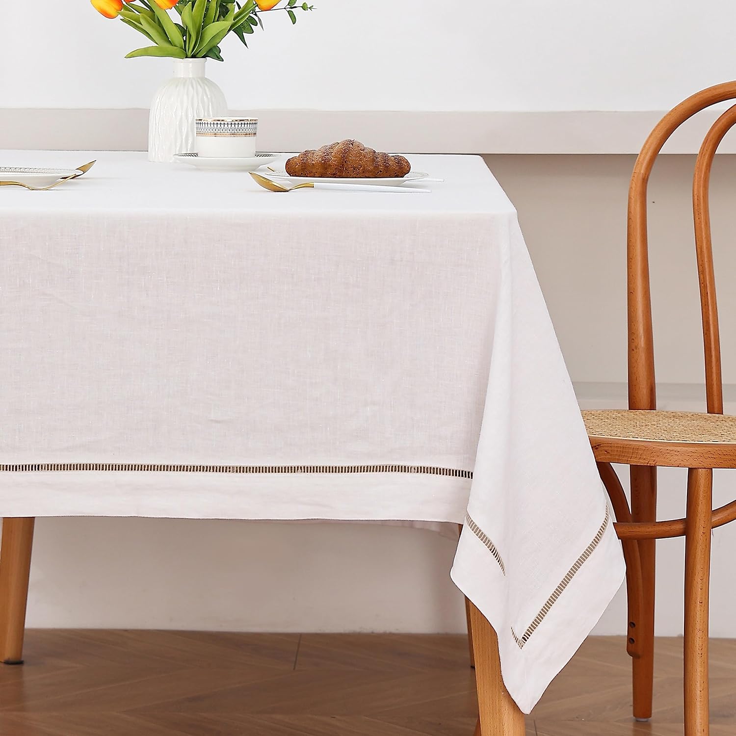 Linen World Linen Tablecloth,100% French Linen Natural Tablecloth 108" x 60" Inch,Washable Rectangular Tablecloth for Dining,Outdoor,Weddings and Restaurants,Decorative Thanksgiving Christmas